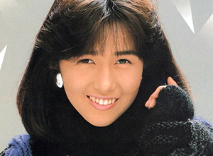 工藤静香の現在の顔の劣化原因はタバコ?若い頃の可愛い画像